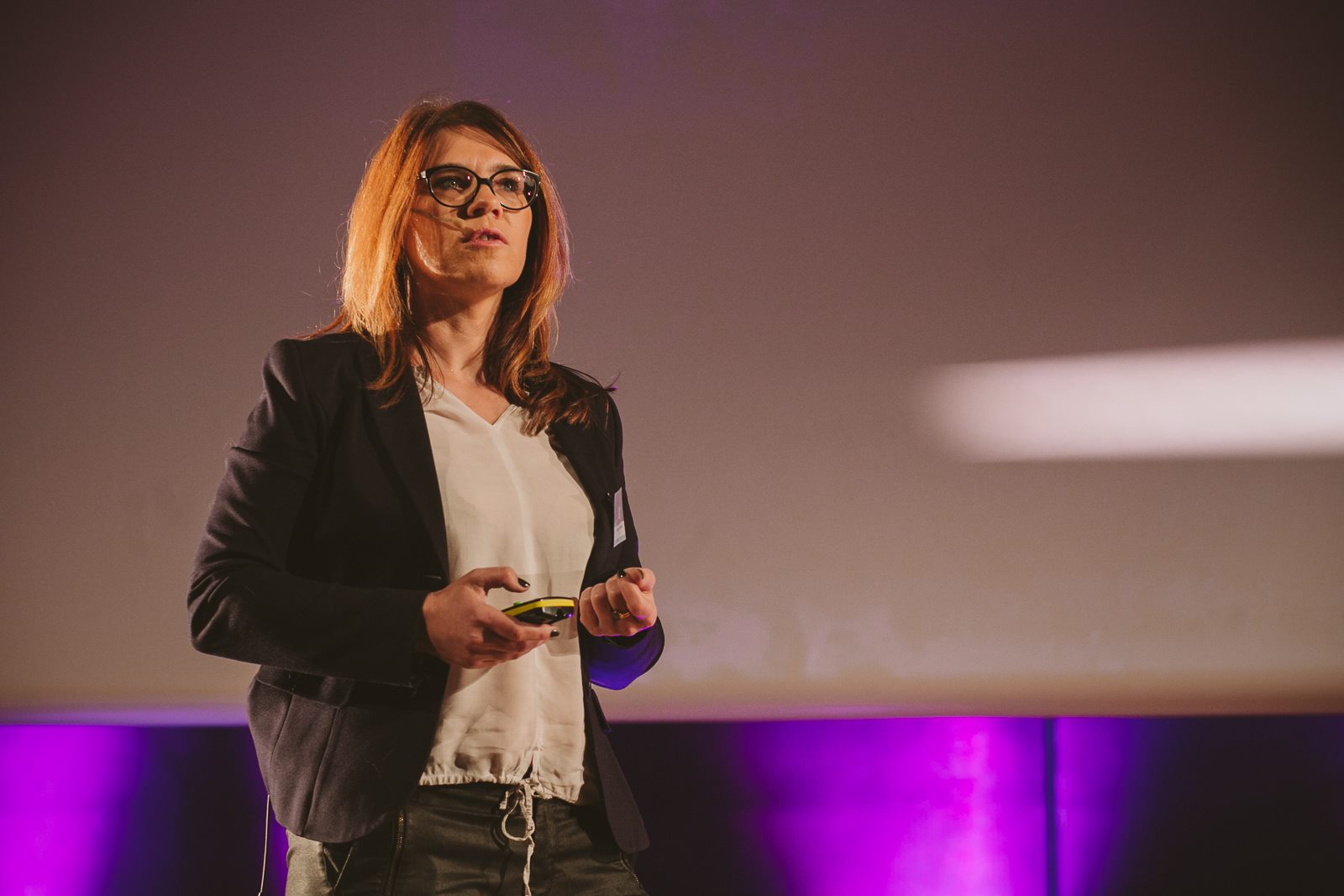 KATARZYNA ABRAMOWICZ