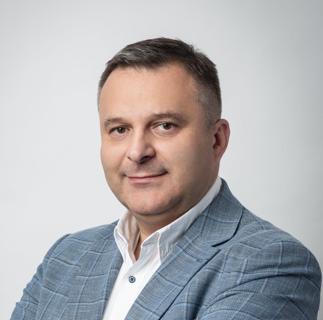 TOMASZ WOJDA TOMASZ WOJDA