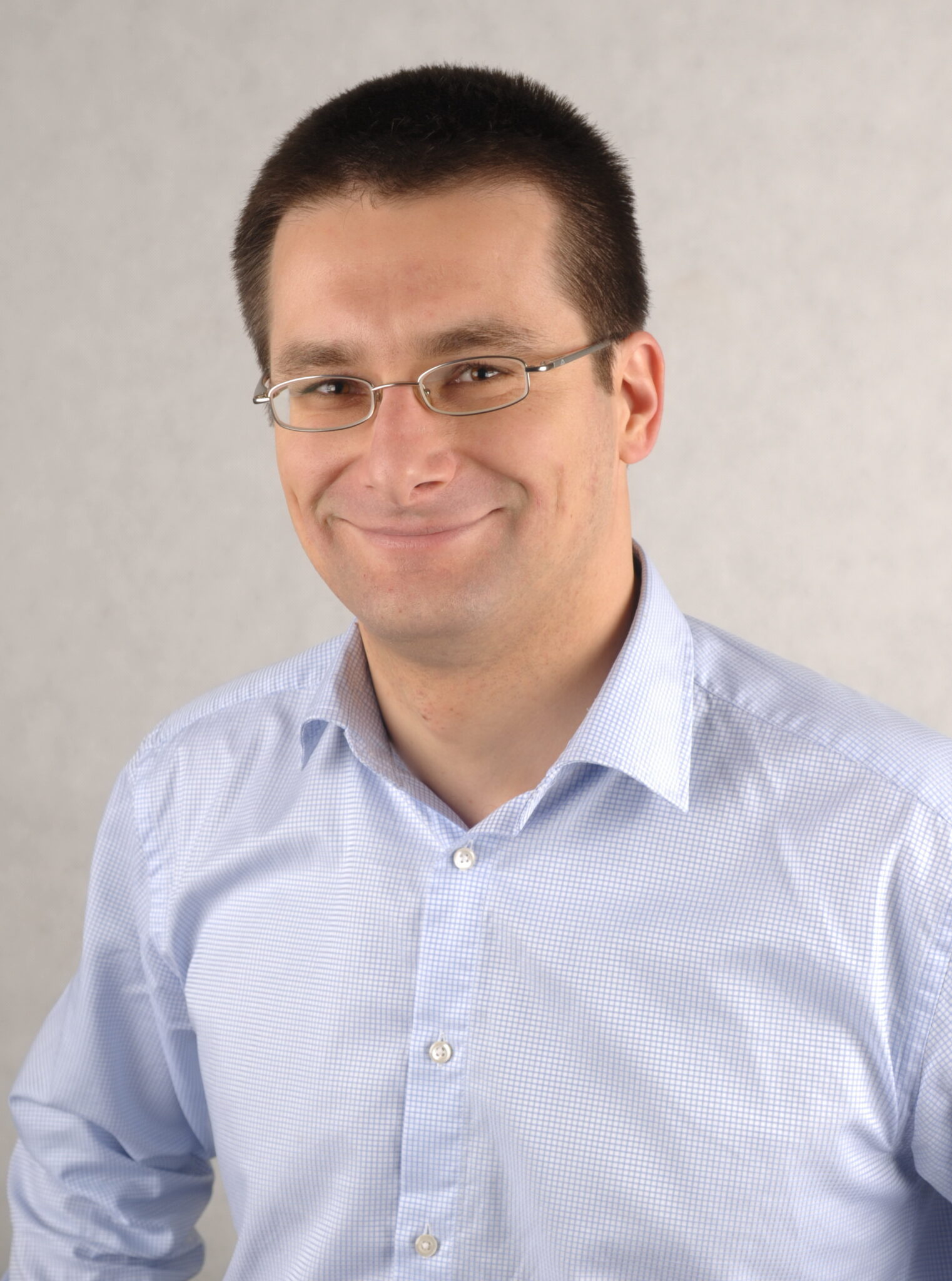 Robert Maczionsek Robert Maczionsek